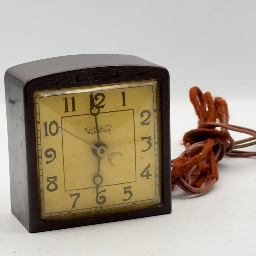 Vintage Elm City Electric Clock New Haven Bakelite Art Deco Brown Square 1930s